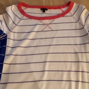 Lightweight 3/4 sleeve length sweater